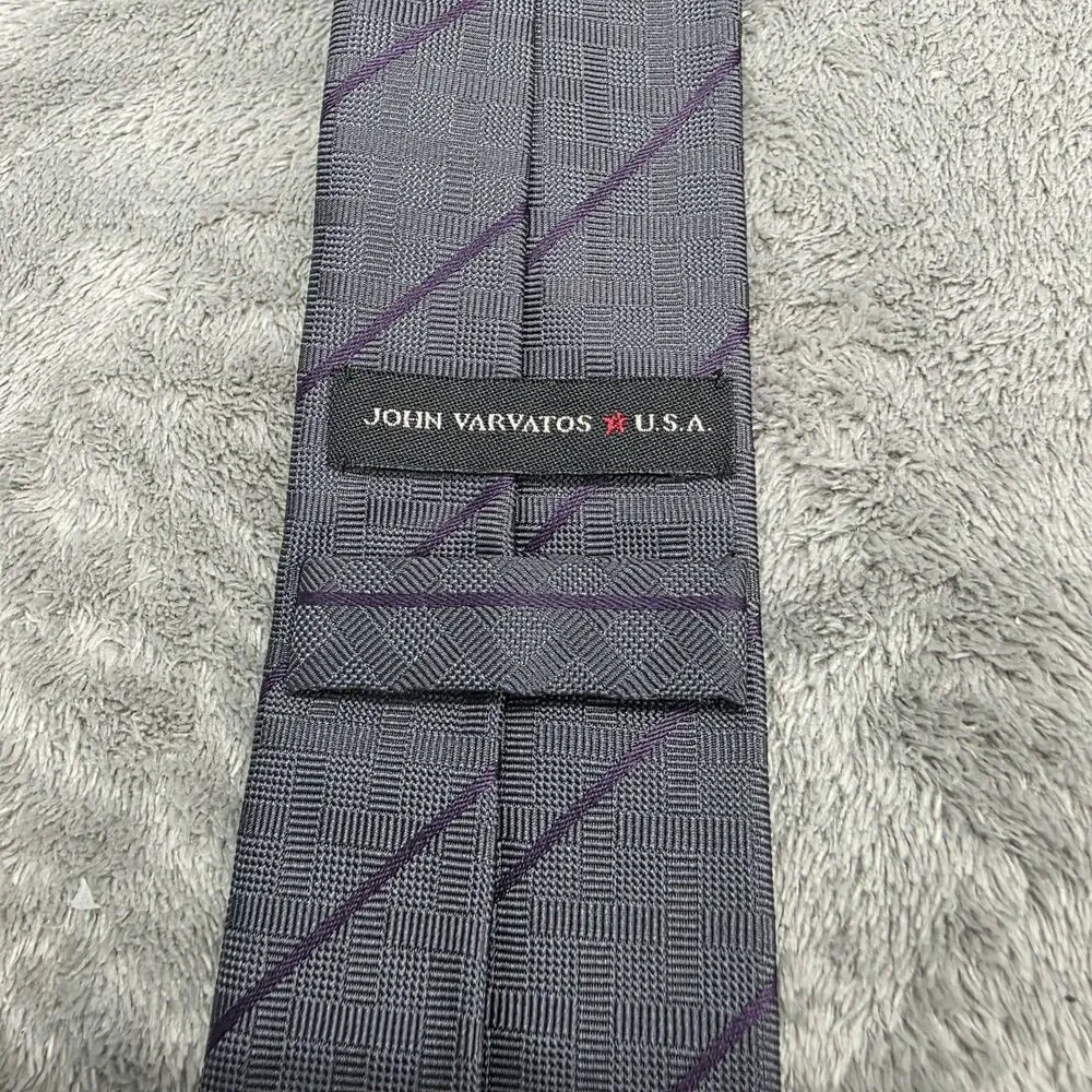 JOHN VARVATOS Mens Purple Striped Silk Tie Made In USA